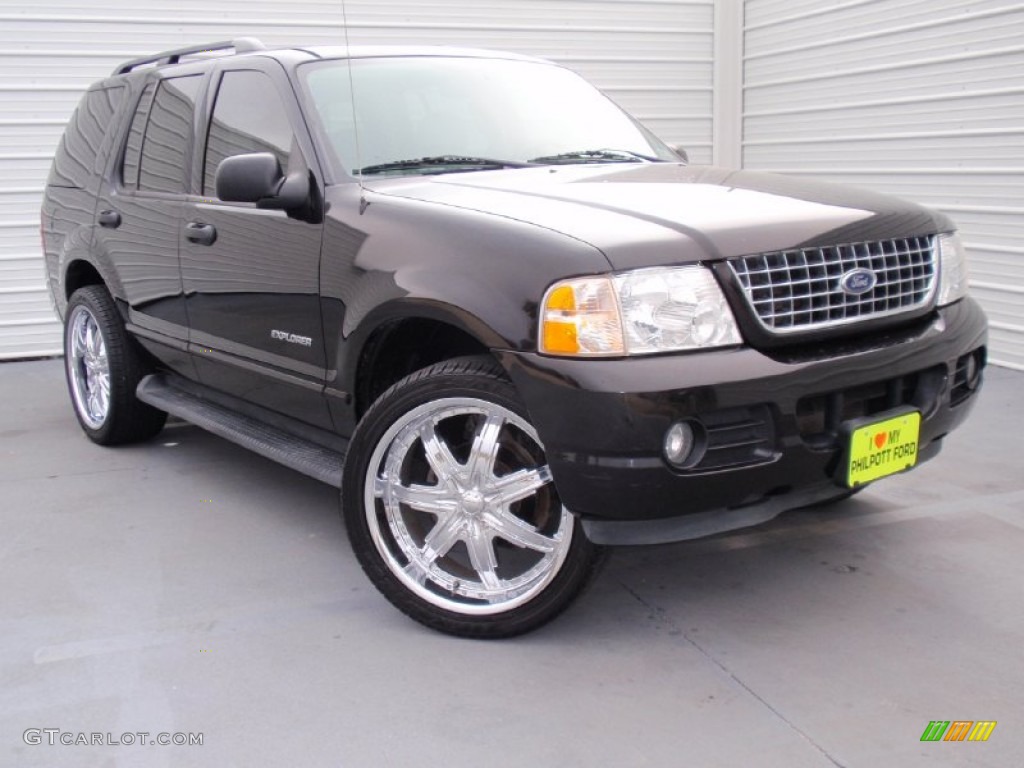 2004 Explorer XLT - Black / Medium Parchment photo #2
