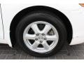 Super White - Camry LE Photo No. 30