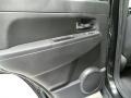 Brilliant Black Crystal Pearl - Liberty Sport 4x4 Photo No. 14