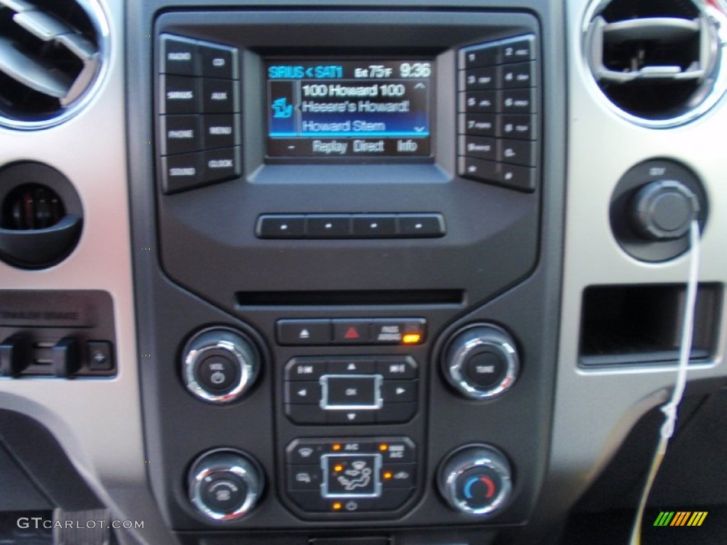 2014 F150 XL Regular Cab - Oxford White / Steel Grey photo #30