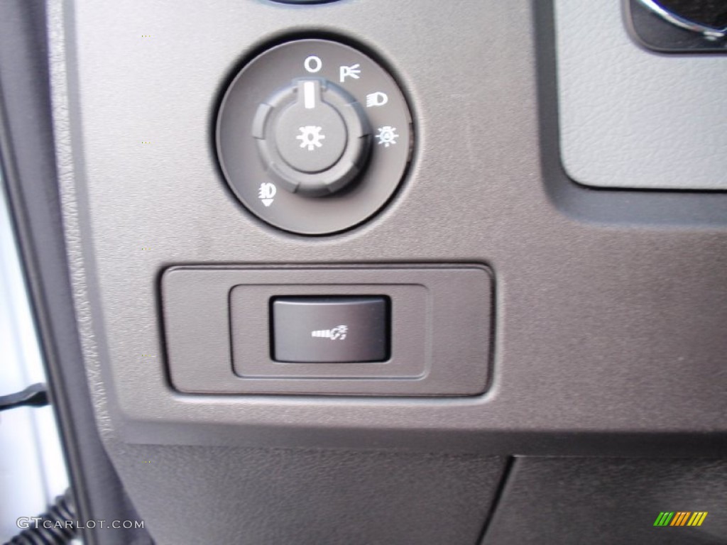 2014 F150 XL Regular Cab - Oxford White / Steel Grey photo #34
