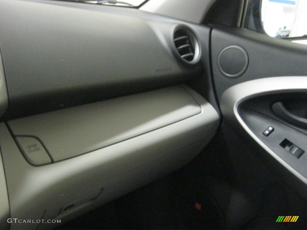 2009 RAV4 Limited - Classic Silver Metallic / Ash Gray photo #30