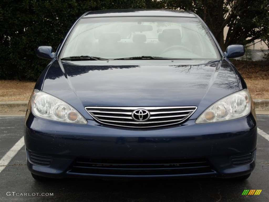 2006 Camry LE - Indigo Ink Pearl / Stone Gray photo #3