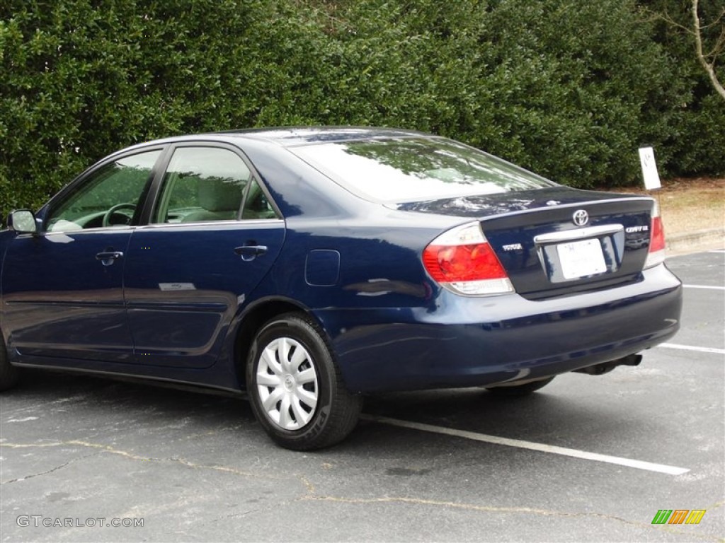 2006 Camry LE - Indigo Ink Pearl / Stone Gray photo #5