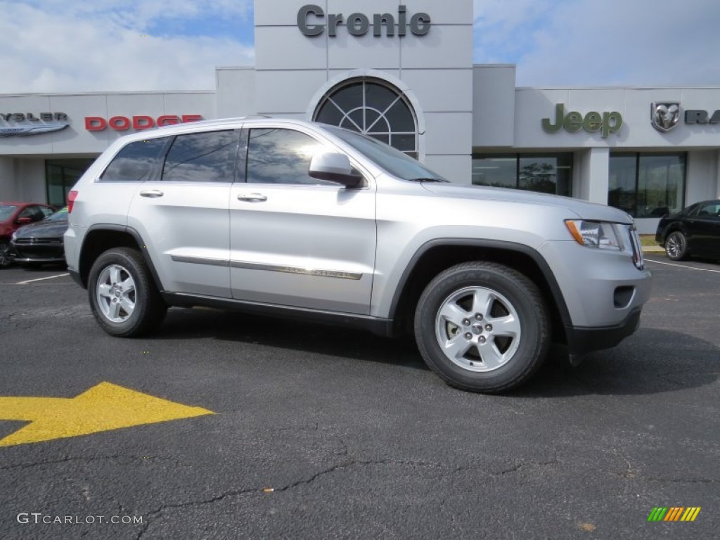 2011 Grand Cherokee Laredo X Package - Bright Silver Metallic / Black photo #1