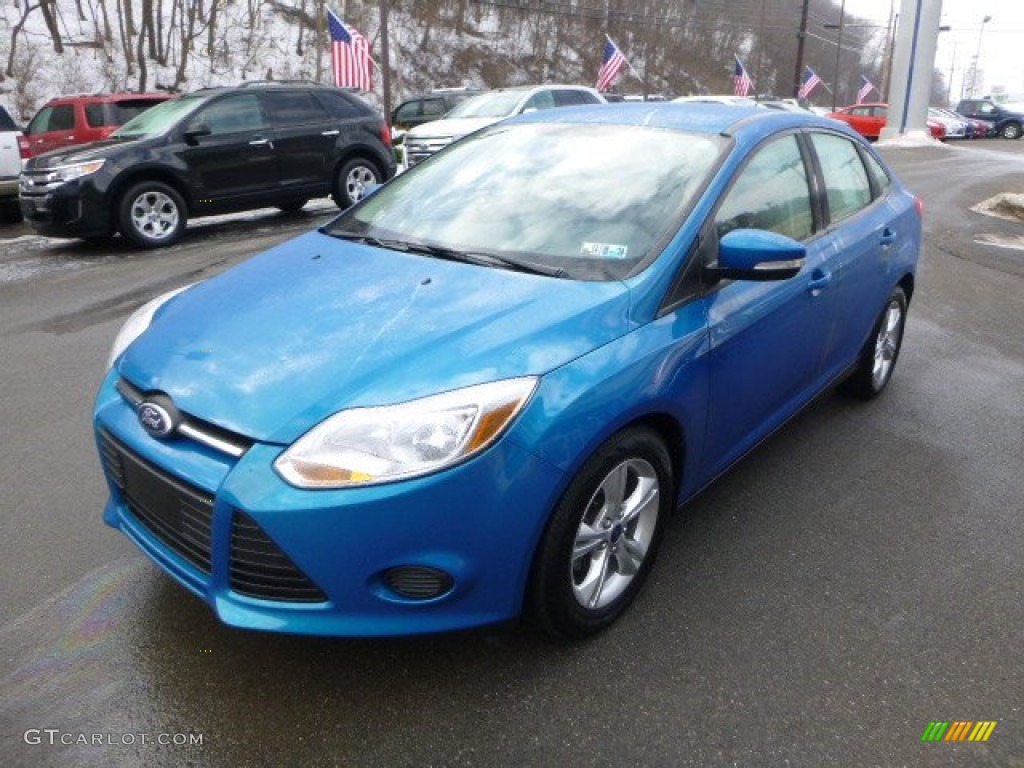 2014 Focus SE Sedan - Blue Candy / Charcoal Black photo #6