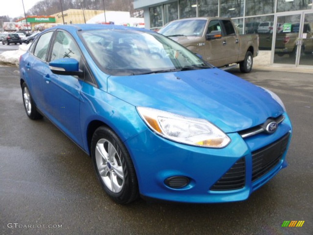2014 Focus SE Sedan - Blue Candy / Charcoal Black photo #8