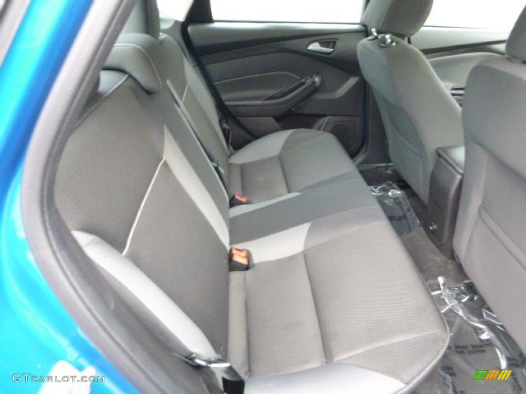 2014 Focus SE Sedan - Blue Candy / Charcoal Black photo #13