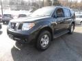 2007 Super Black Nissan Pathfinder SE 4x4  photo #3