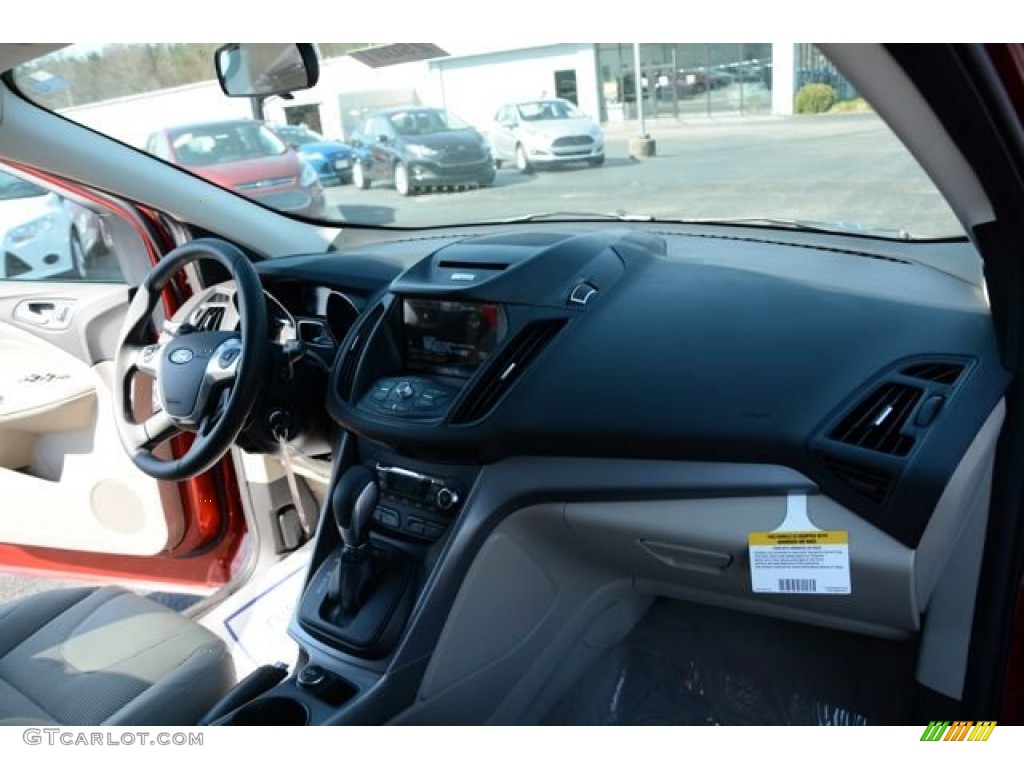 2014 Escape SE 2.0L EcoBoost - Ruby Red / Medium Light Stone photo #17