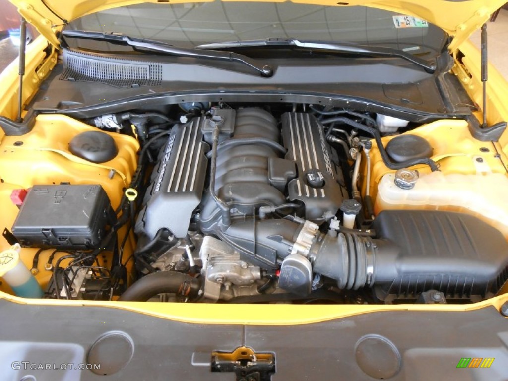 2012 Dodge Charger SRT8 Super Bee Engine Photos