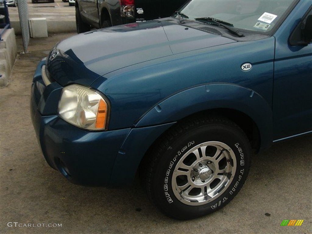 2003 Frontier XE King Cab - Electric Blue Metallic / Gray photo #3