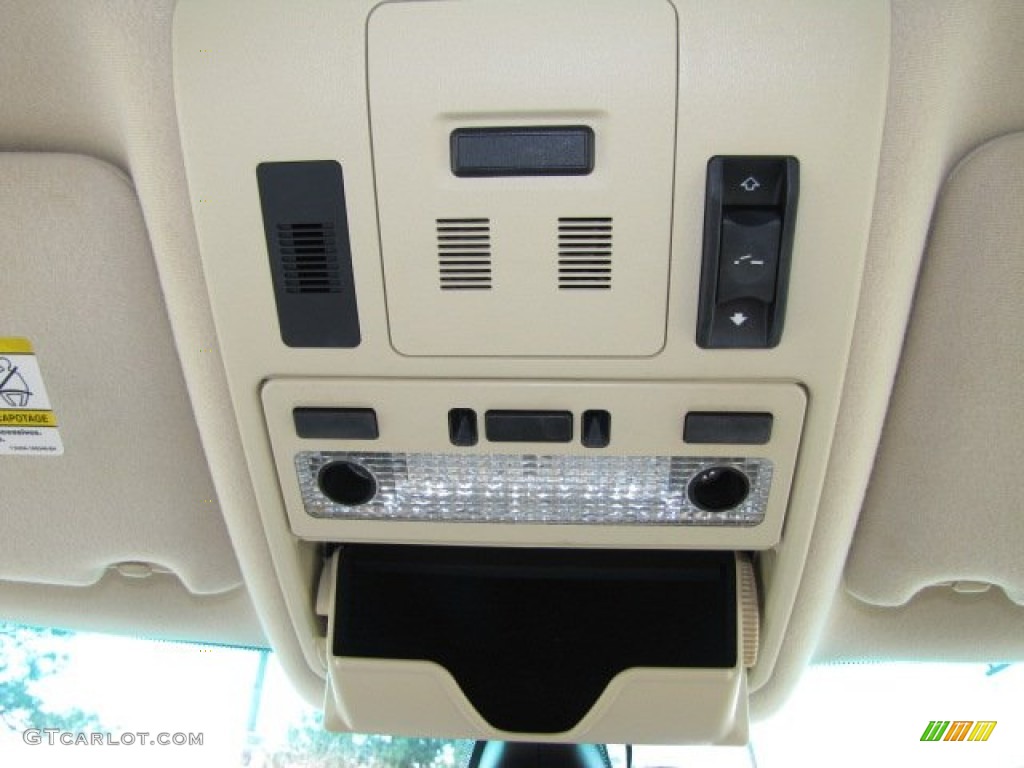 2008 Land Rover Range Rover V8 HSE Controls Photo #90774513