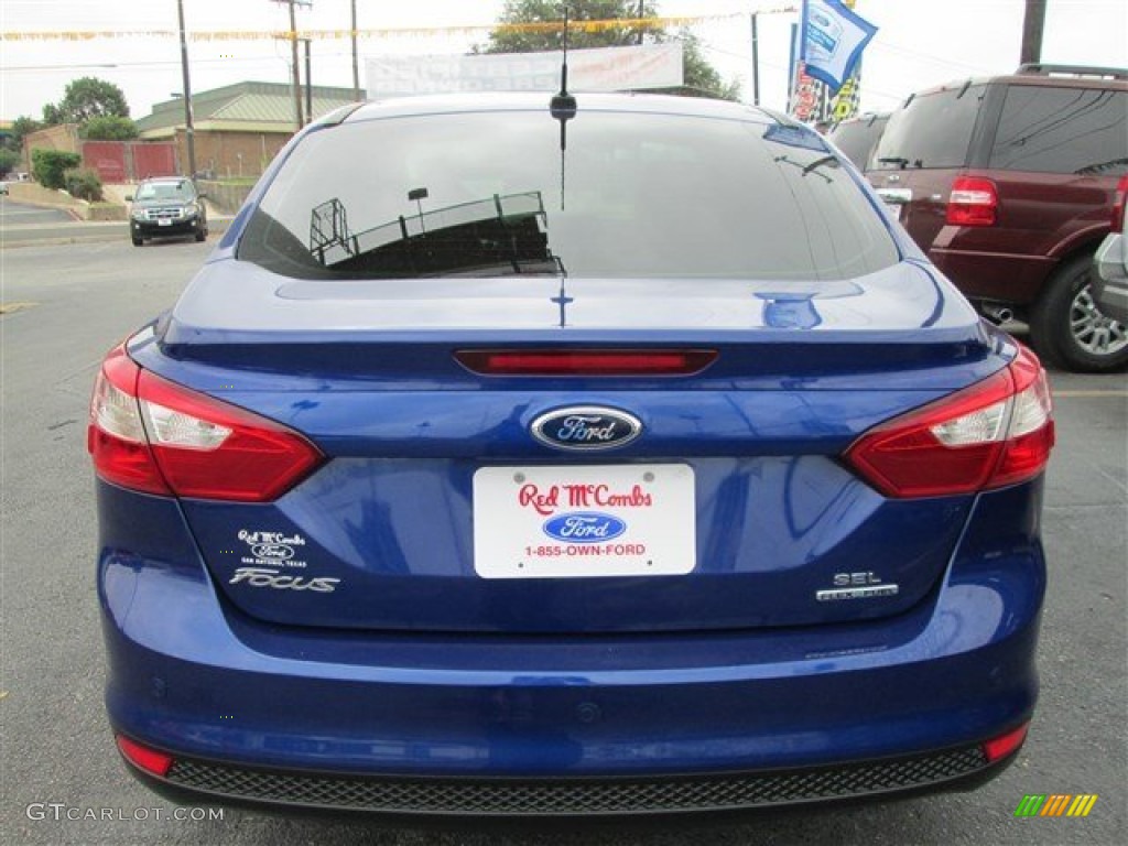 2012 Focus SEL Sedan - Sonic Blue Metallic / Charcoal Black photo #5