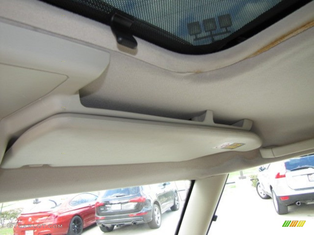 2004 Discovery SE - Vienna Green / Alpaca Beige photo #38