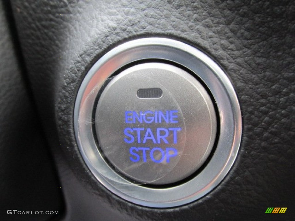 2014 Hyundai Genesis 3.8 Sedan Controls Photo #90777500