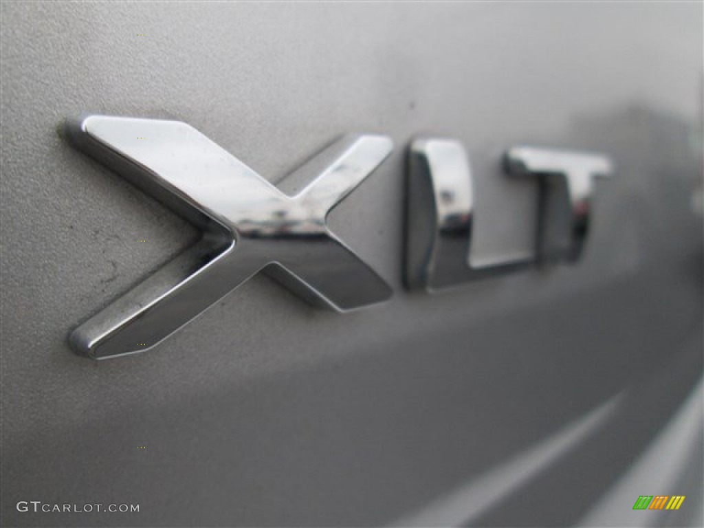 2013 Explorer XLT - Ingot Silver Metallic / Charcoal Black photo #6