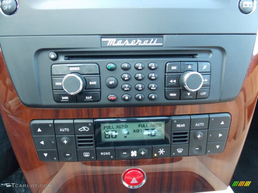 2011 Maserati Quattroporte S Controls Photo #90780177