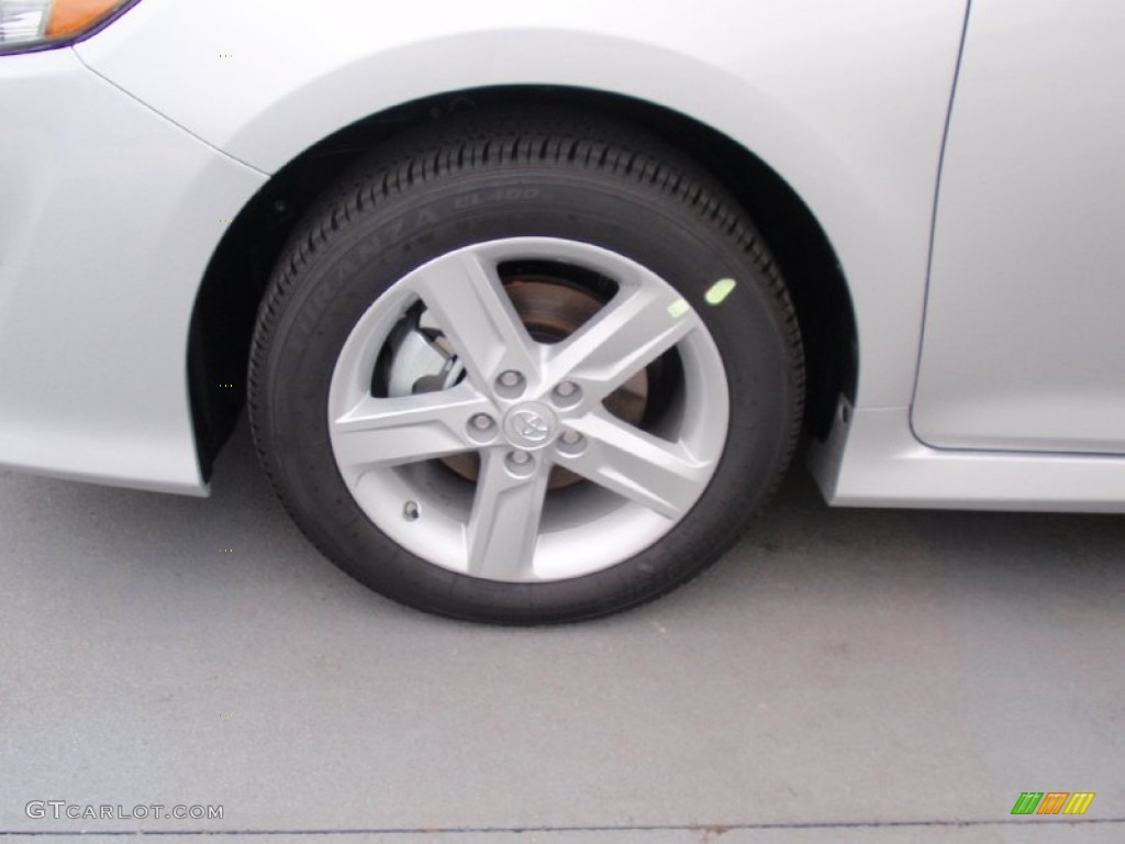 2014 Camry SE - Classic Silver Metallic / Black photo #12