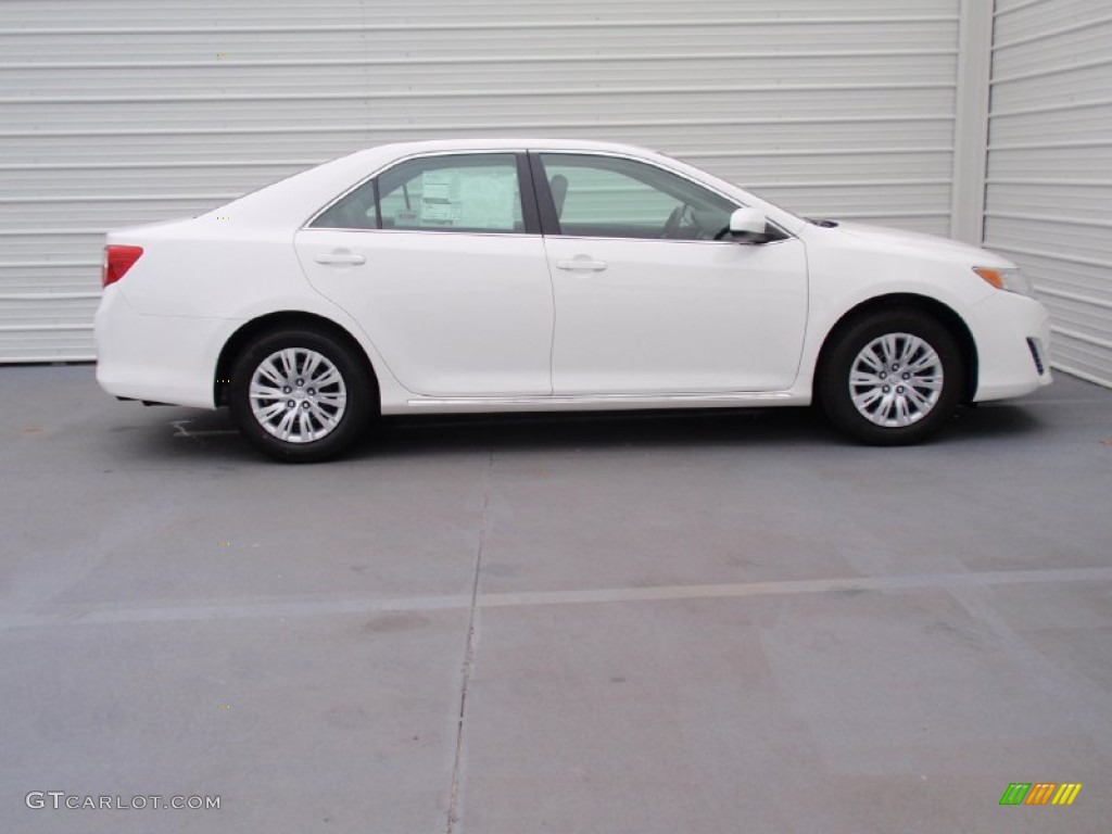 2014 Camry LE - Super White / Ash photo #3