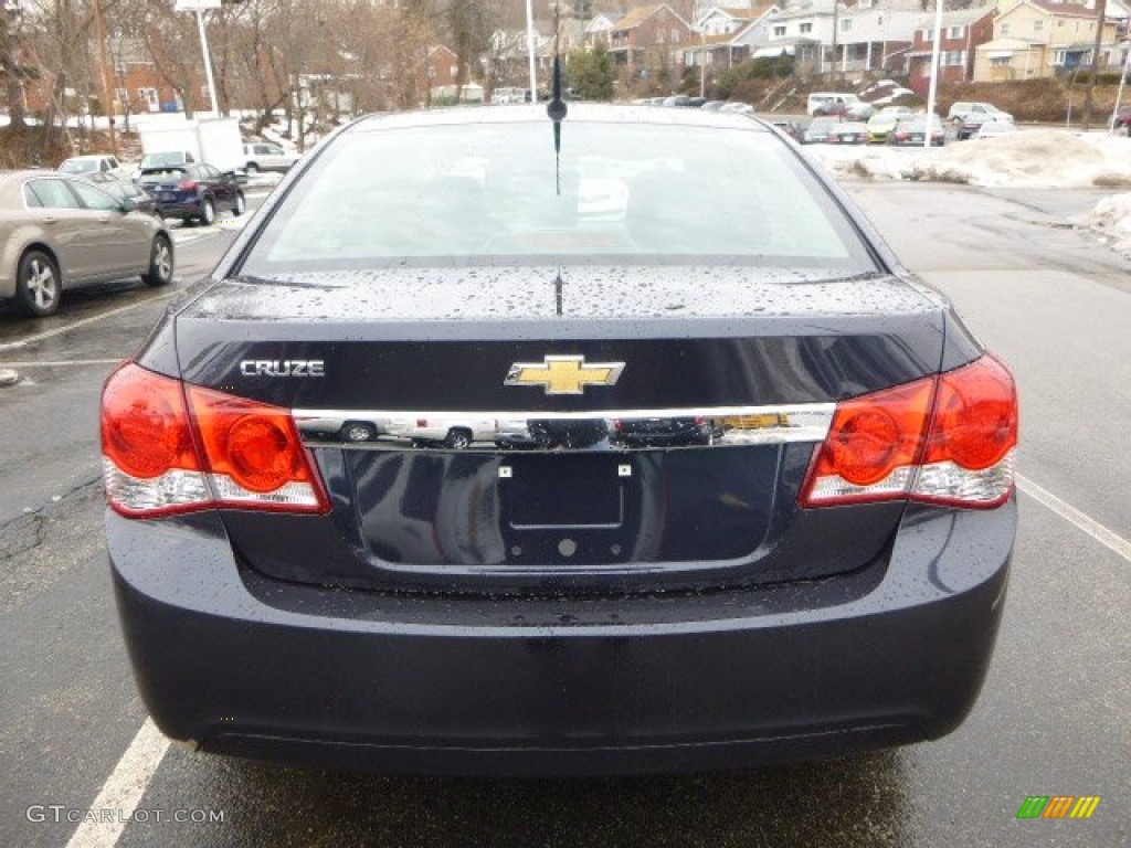 2014 Cruze LS - Blue Ray Metallic / Jet Black/Medium Titanium photo #4