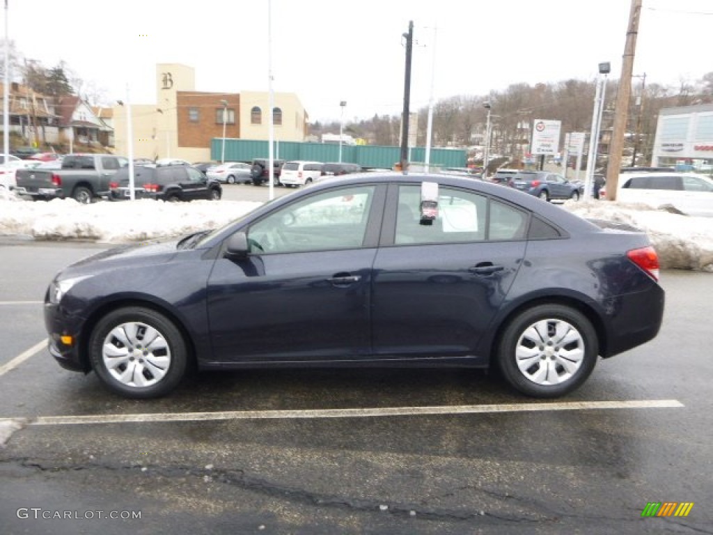 2014 Cruze LS - Blue Ray Metallic / Jet Black/Medium Titanium photo #6