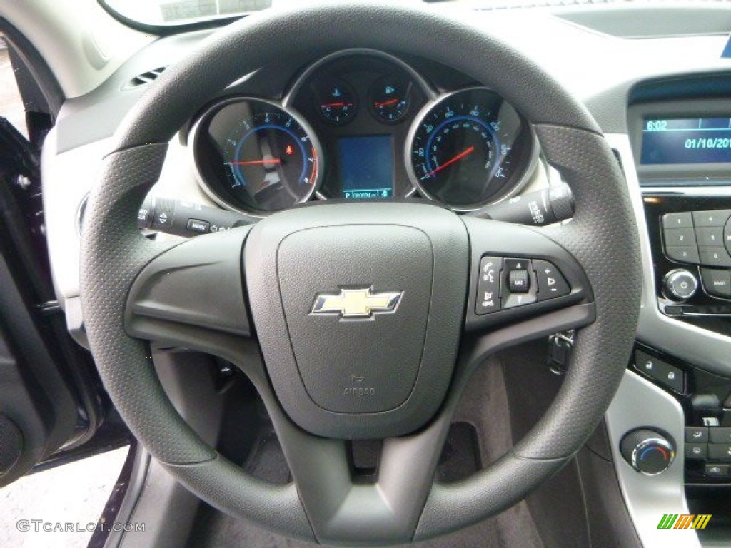 2014 Cruze LS - Blue Ray Metallic / Jet Black/Medium Titanium photo #17