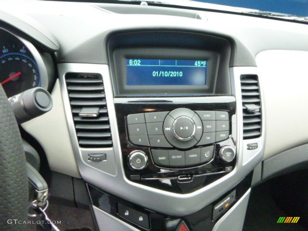 2014 Cruze LS - Blue Ray Metallic / Jet Black/Medium Titanium photo #18