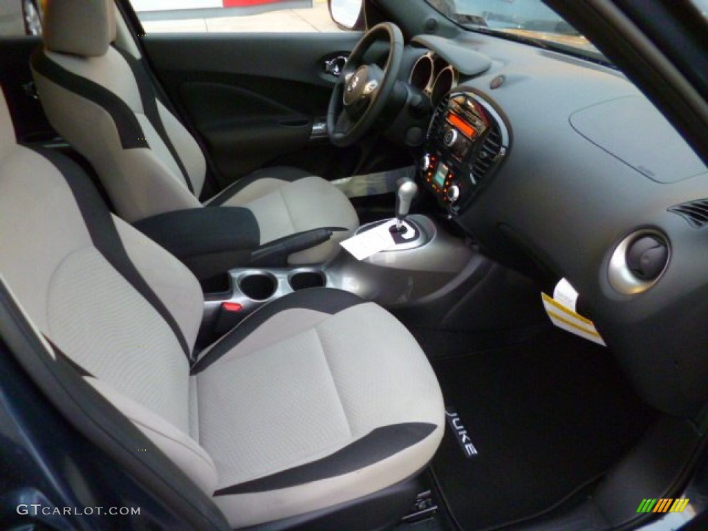 2014 Nissan Juke SV AWD Front Seat Photo #90784678