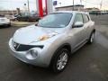 Front 3/4 View of 2014 Juke SL AWD