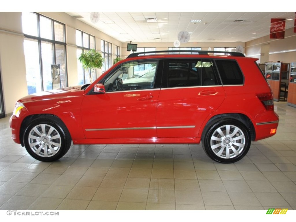 2011 GLK 350 4Matic - Mars Red / Almond/Black photo #11