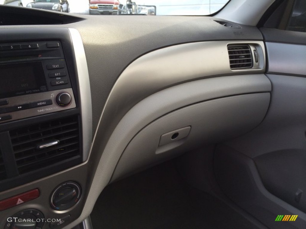 2009 Forester 2.5 X - Obsidian Black Pearl / Platinum photo #12