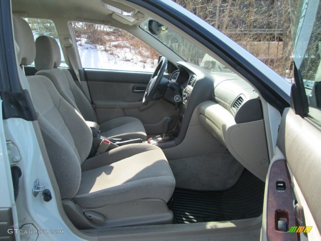 2004 Outback Wagon - White Frost Pearl / Beige photo #17