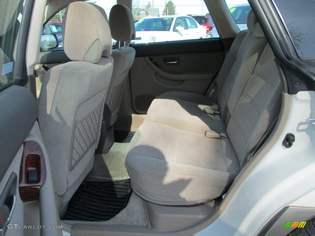 2004 Outback Wagon - White Frost Pearl / Beige photo #20