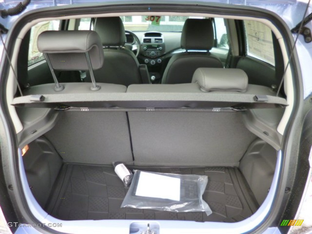 2014 Chevrolet Spark LS Trunk Photos