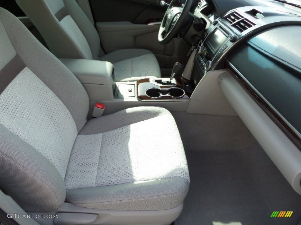 2013 Camry XLE - Magnetic Gray Metallic / Ash photo #13