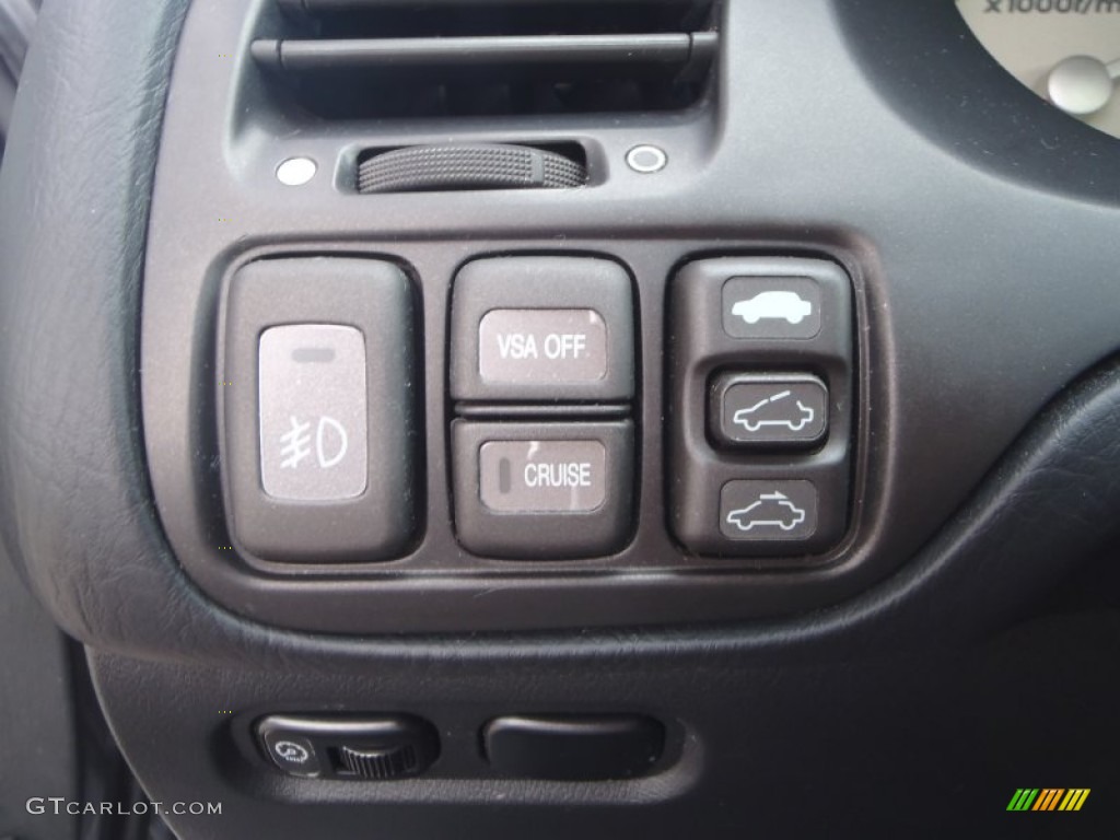 2003 Acura TL 3.2 Type S Controls Photos