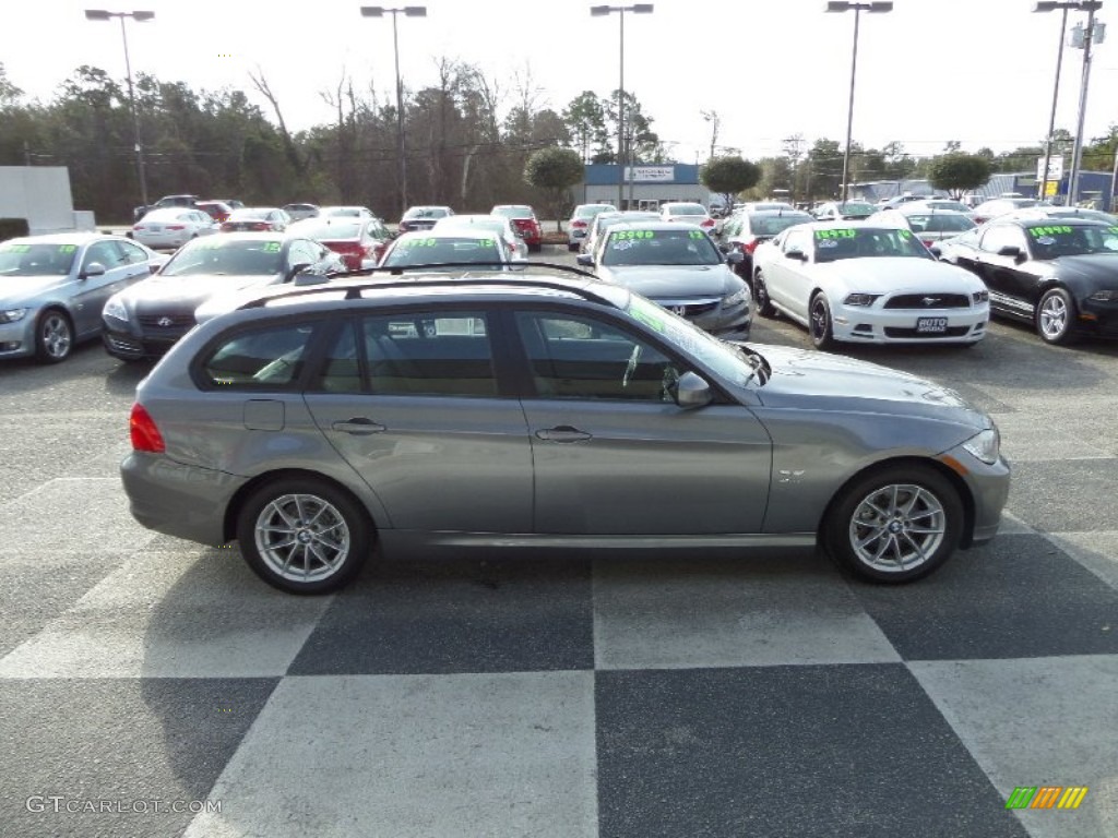2010 3 Series 328i xDrive Sports Wagon - Space Gray Metallic / Gray Dakota Leather photo #3