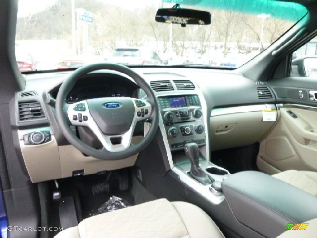 Medium Light Stone Interior 2014 Ford Explorer 4WD Photo #90794982