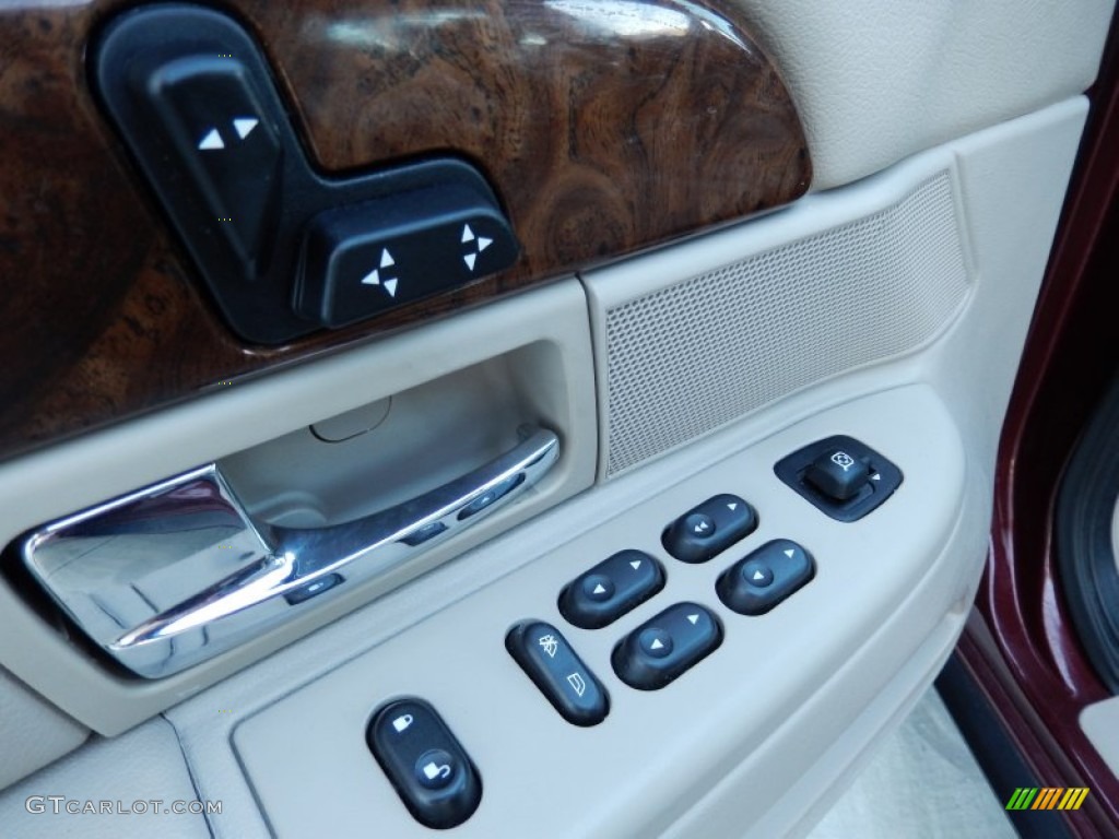 2007 Mercury Grand Marquis LS Controls Photo #90798246