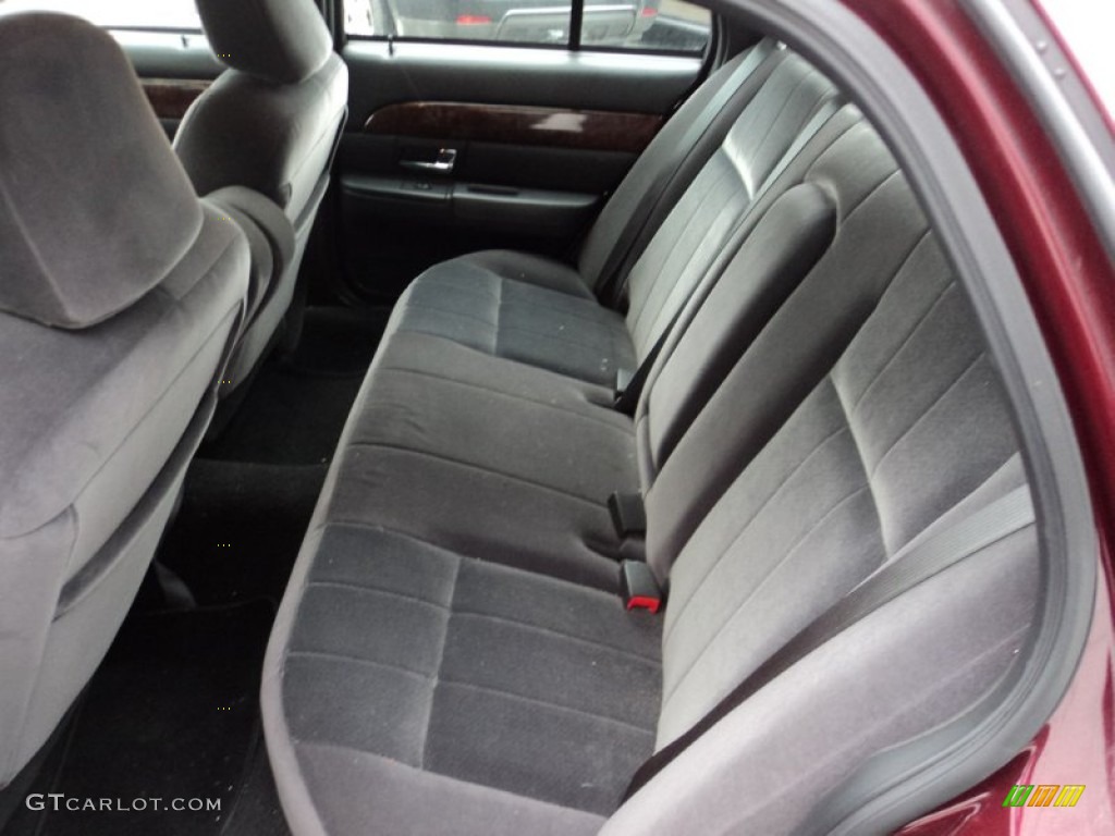 2007 Grand Marquis GS - Dark Toreador Red Metallic / Charcoal Black photo #8