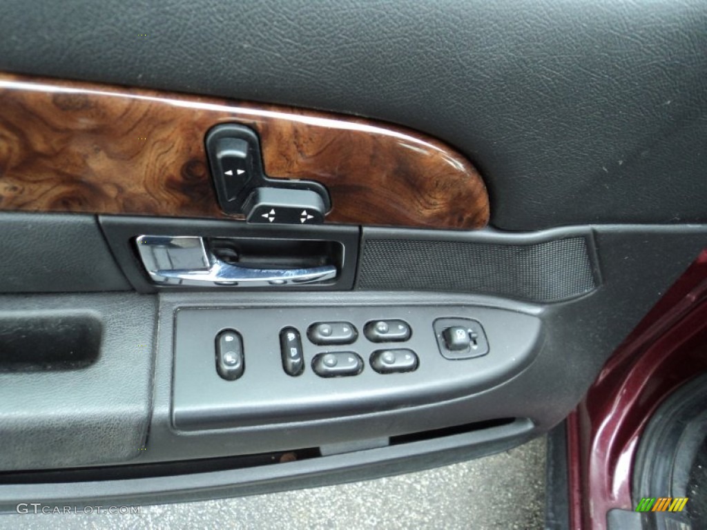2007 Grand Marquis GS - Dark Toreador Red Metallic / Charcoal Black photo #11