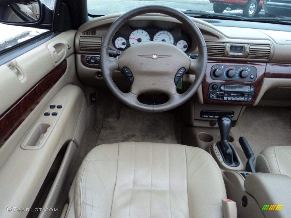 2002 Sebring LXi Convertible - Light Almond Pearl Metallic / Sandstone photo #4