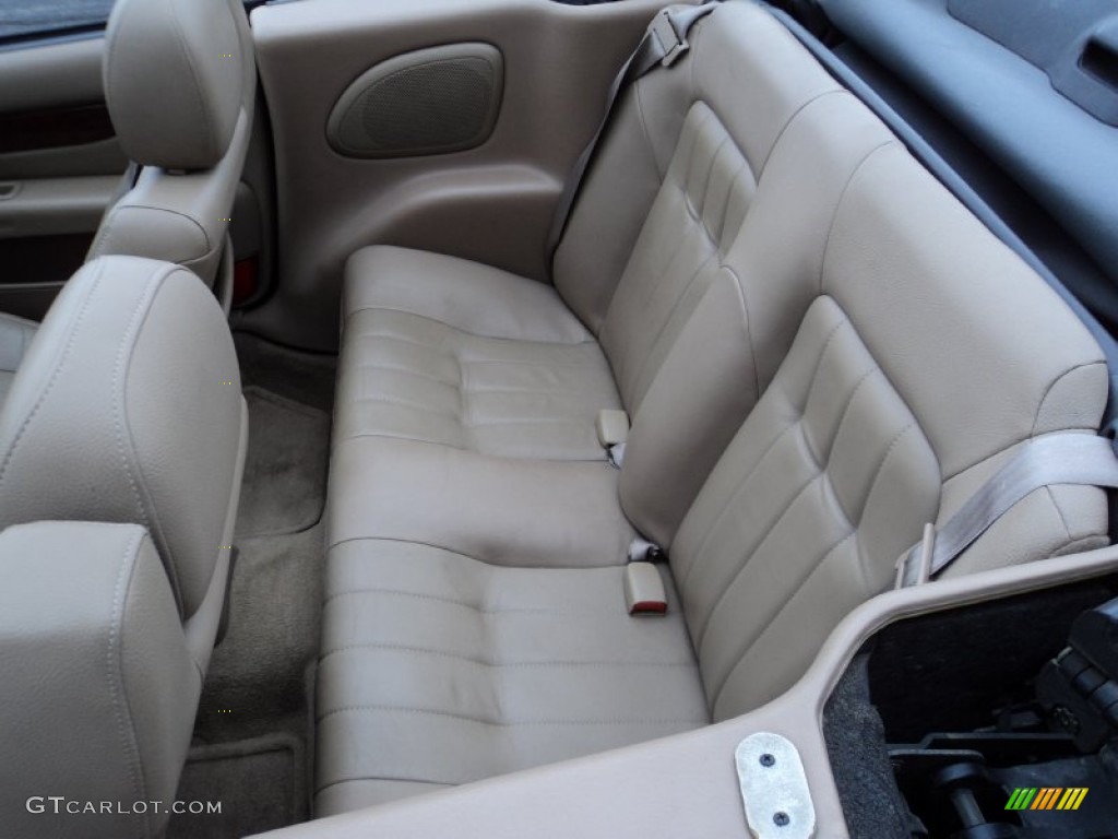 2002 Chrysler Sebring LXi Convertible Rear Seat Photo #90801876