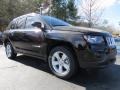 Front 3/4 View of 2014 Compass Latitude