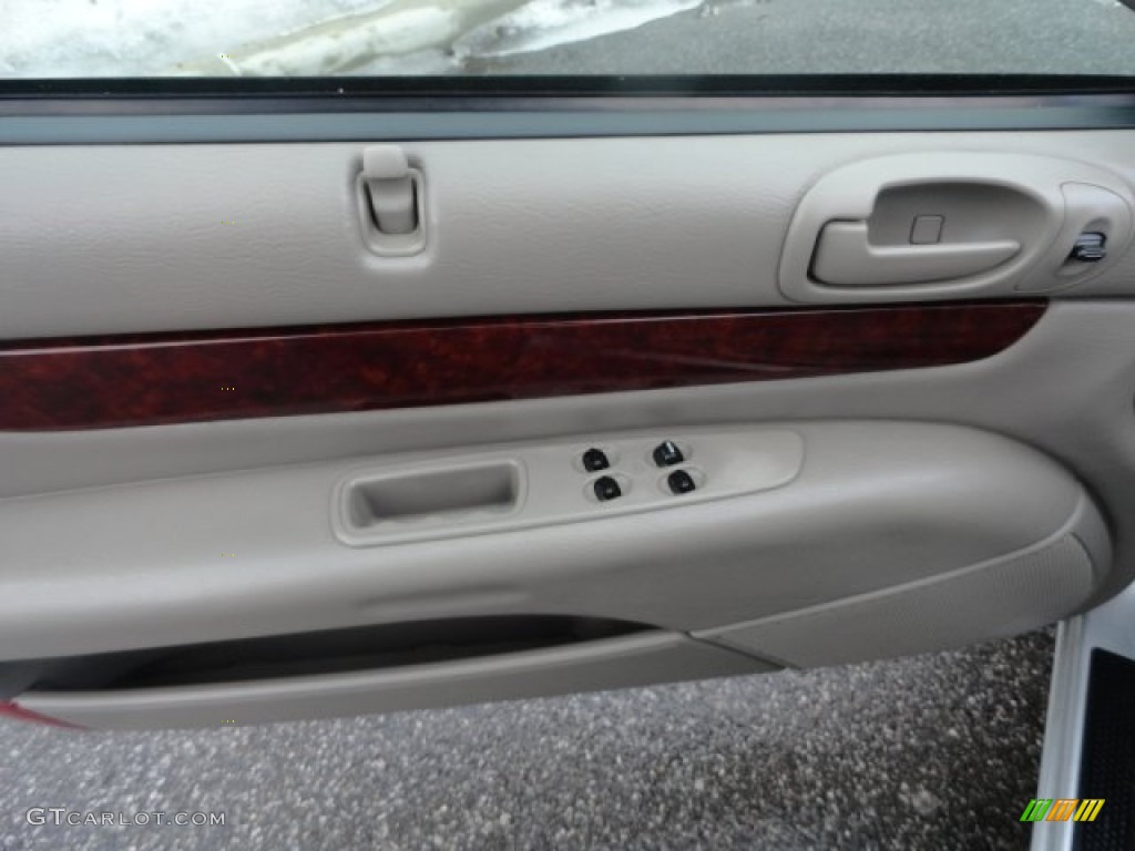 2002 Sebring LXi Convertible - Brilliant Silver Metallic / Sandstone photo #2