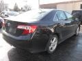 Attitude Black Metallic - Camry SE Photo No. 4
