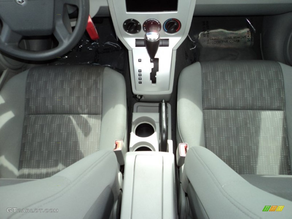 2007 Caliber SE - Stone White / Pastel Slate Gray photo #28