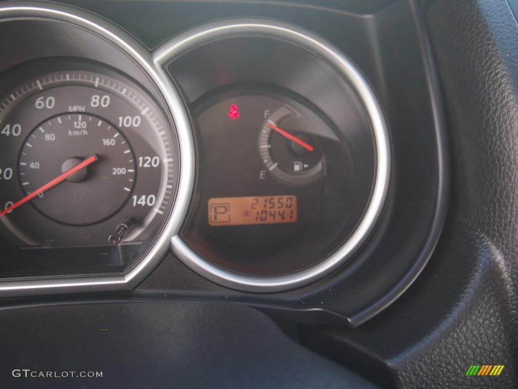 2011 Versa 1.8 S Hatchback - Metallic Blue / Charcoal photo #24