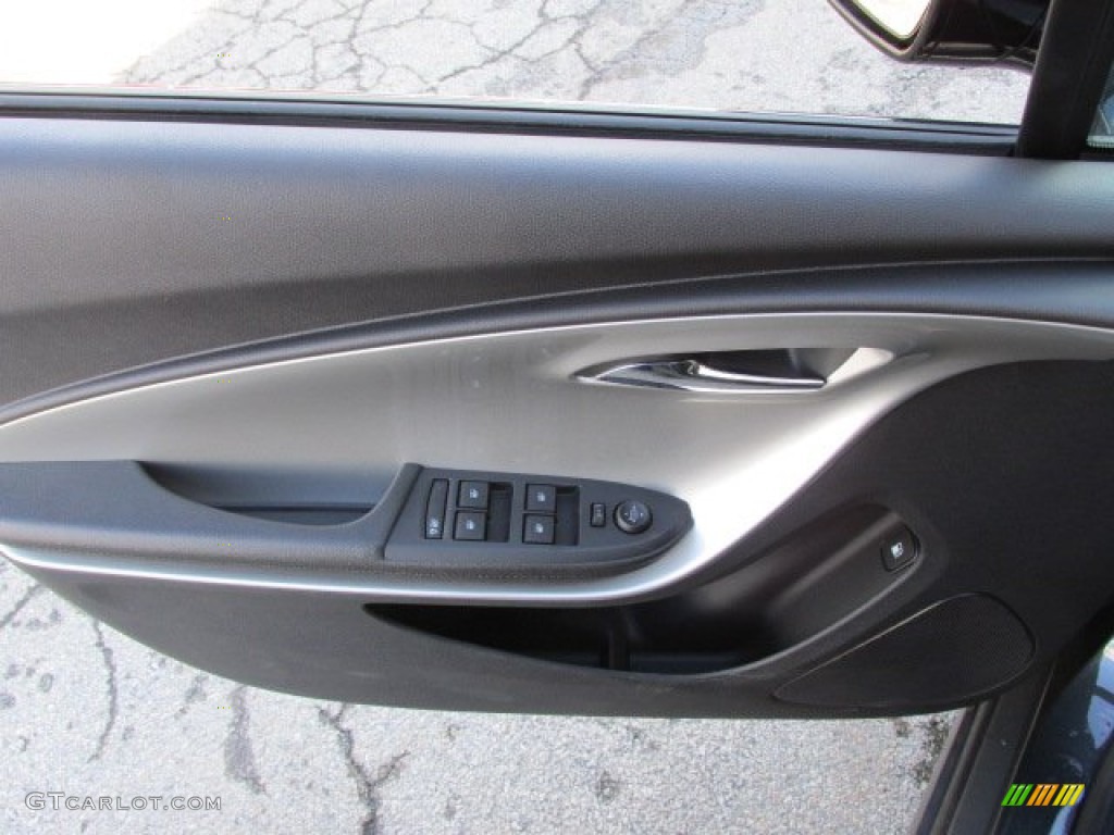 2014 Chevrolet Volt Standard Volt Model Jet Black/Dark Accents Door Panel Photo #90810726